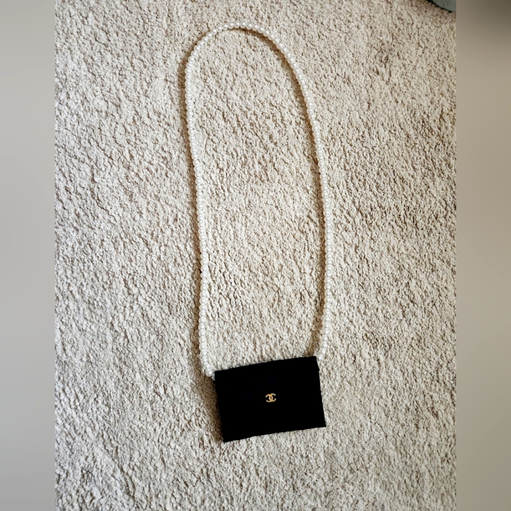 5️⃣0️⃣0️⃣ CHANEL Micro Purse/ Pearl Coin Purse - Picture 11 of 16